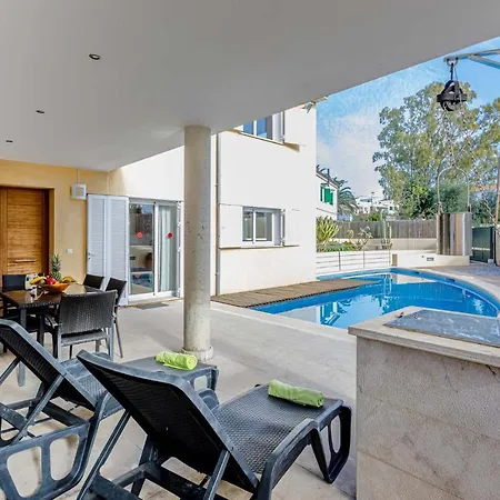 Villa Gaya *